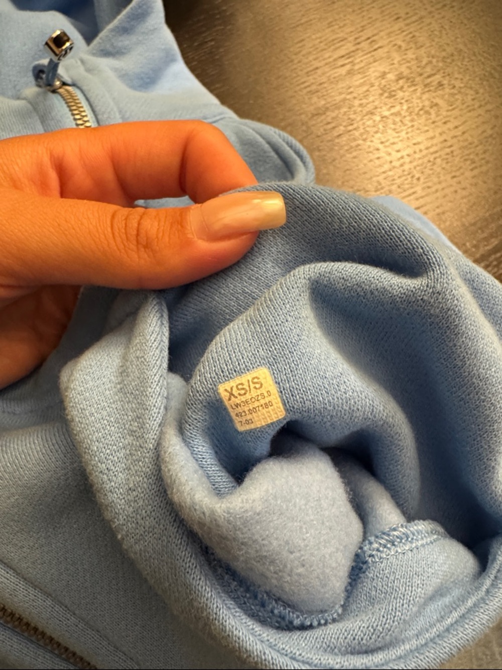 LULULEMON- full zip scuba - Picture 7 of 7